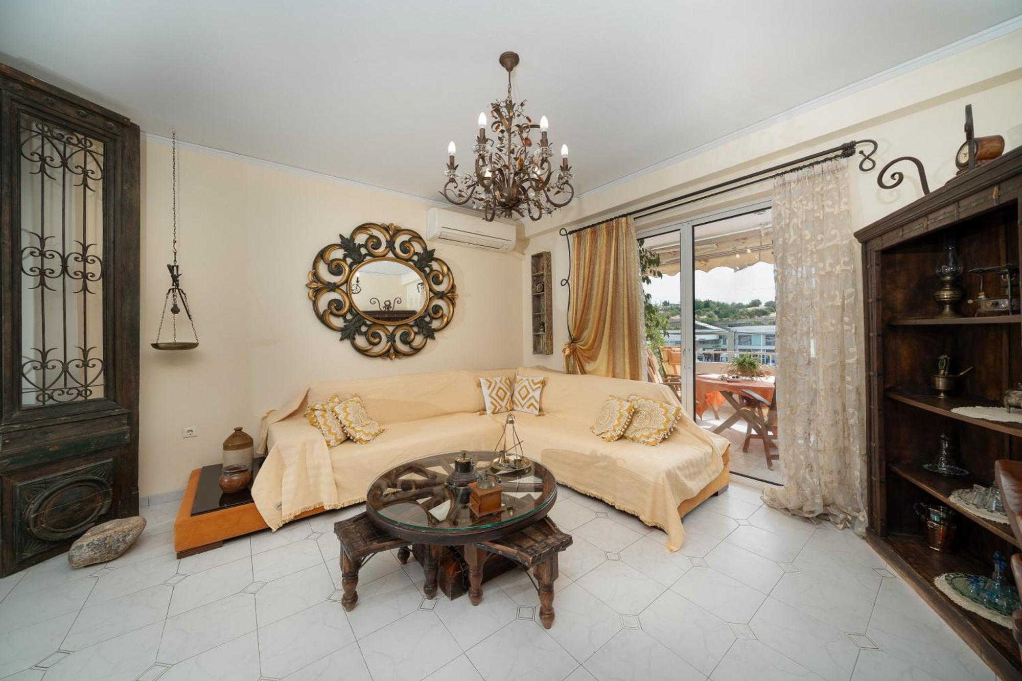 Vintage Place Apartment